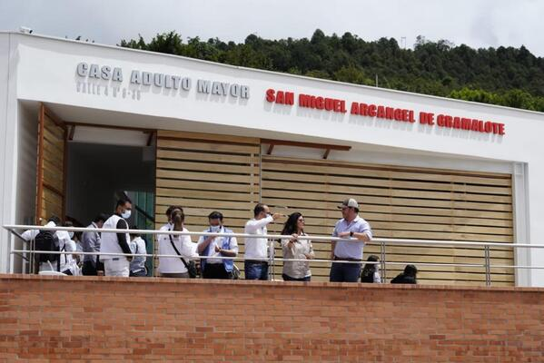 Fondo Adaptacion_entrega_Casa_adulto_mayor_Gramalote_3
