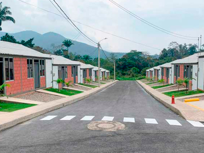 Colegio Santa Teresa en Puerto Patiño