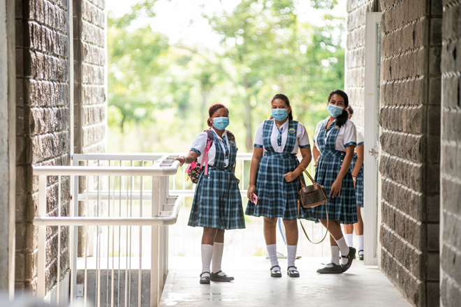 Durante la pandemia, el Fondo Adaptación ha entregado 30 instituciones educativas 