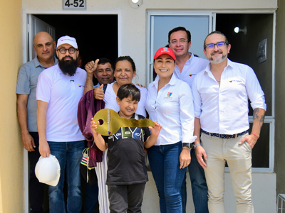 252 damnificados por inundaciones en el Atlántico estrenan vivienda