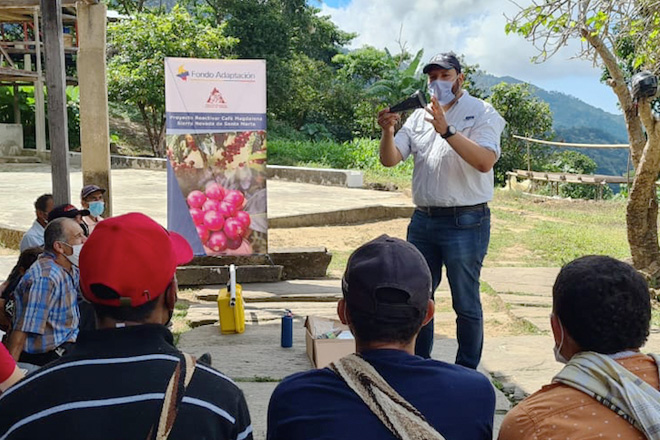 El Fondo Adaptación les cumplió a los caficultores de la Sierra Nevada de Santa Marta, con el Proyecto Reactivar Café Magdalena