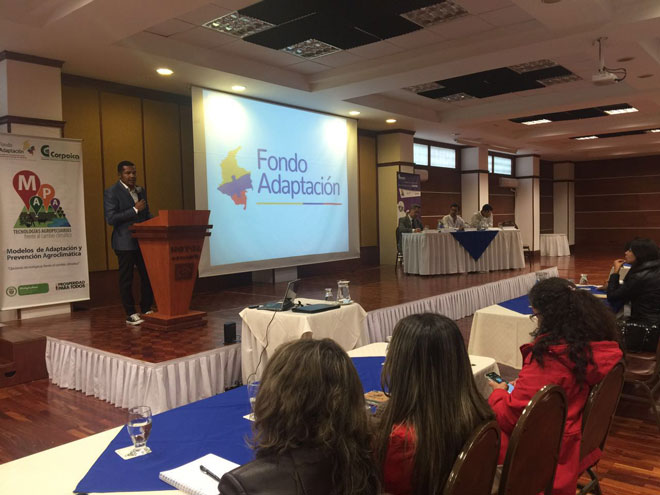 Fondo Adaptación entrega guía a agricultores de Nariño para saber dónde y qué cultivar