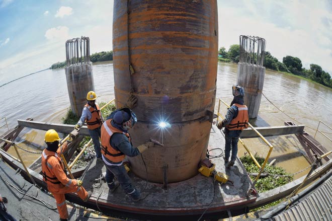 Con recursos del Fondo Adaptación se construye el puente más grande de Colombia 