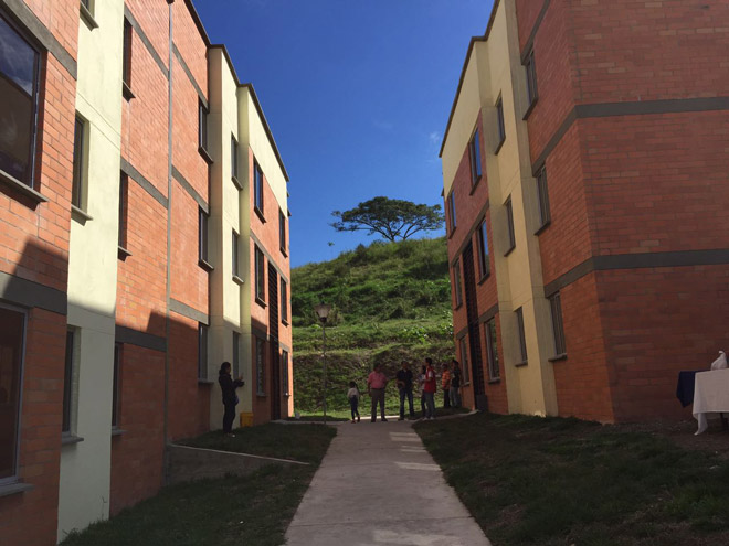 Fondo Adaptación entregó 36 nuevas viviendas en Cartago