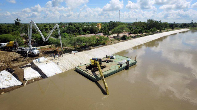 Fondo Adaptación supervisa con gobernadores y Contraloría avances de obras en el Canal del Dique