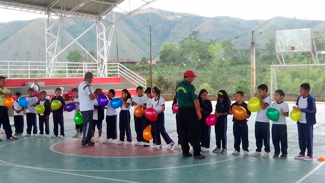 Colegios de Fondo Adaptación, los primeros de Latinoamérica en implementar “Fútbol con Principios”
