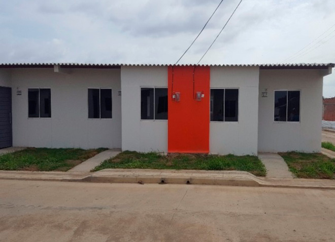 Fondo Adaptación realizó entregatón de viviendas en Córdoba 