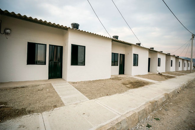 Nueva entrega de casas adaptadas al cambio climático en Magdalena