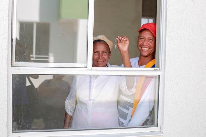 Avanza reubicación de familias que habitaban en zonas de riesgo en Gambote (Bolívar)
