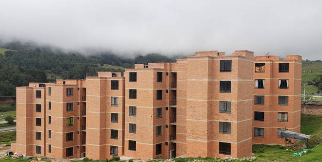 Familias afectas por la ola Invernal reciben vivienda nueva en Tunja 
